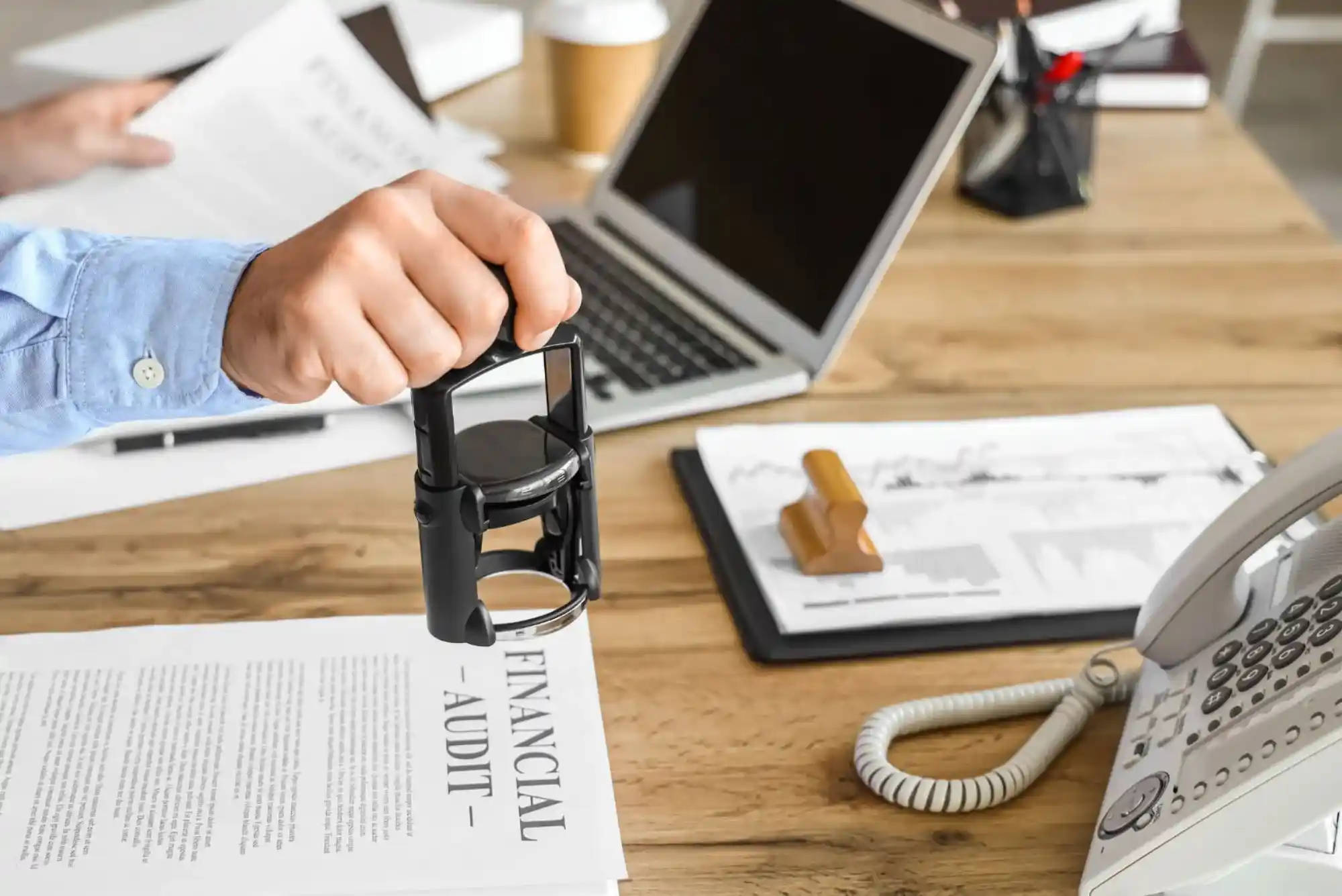 What Are the Fees for Notary Public Services in Dubai?